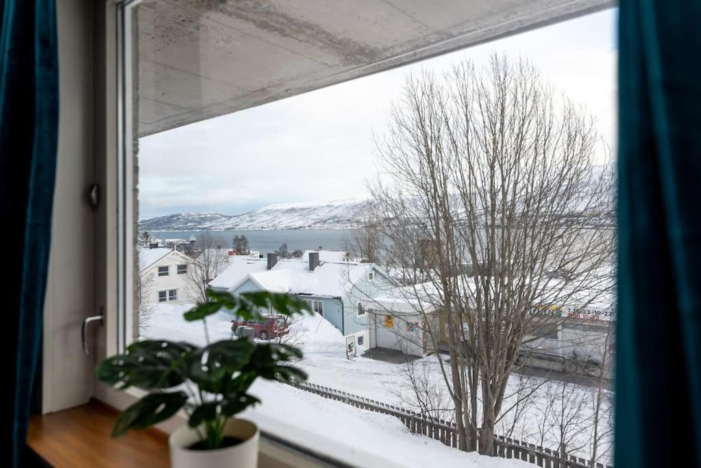 Modern Apartment In The Center Of The Island Тромсьо Екстериор снимка